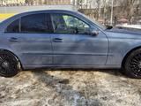 Mercedes-Benz E 320 2003 годаfor6 500 000 тг. в Алматы – фото 3