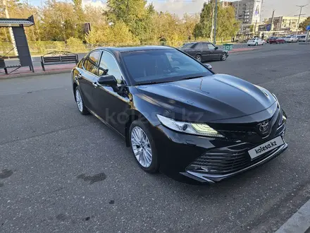 Toyota Camry 2019 года за 15 200 000 тг. в Павлодар – фото 7