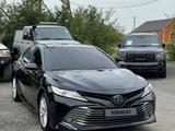 Toyota Camry 2019 года за 13 600 000 тг. в Алматы – фото 5