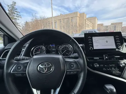 Toyota Camry 2021 года за 15 300 000 тг. в Кокшетау – фото 17