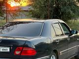 Mercedes-Benz E 230 1996 года за 1 500 000 тг. в Алматы – фото 4