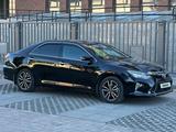 Toyota Camry 2017 годаүшін11 900 000 тг. в Актобе