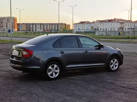 Skoda Rapid 2015 года за 5 500 000 тг. в Уральск – фото 6