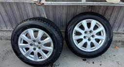 Титановые диски с зимней резиной на Камри 40 за 210 000 тг. в Алматы