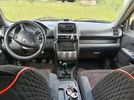 Honda CR-V 2003 года за 4 400 000 тг. в Усть-Каменогорск – фото 2