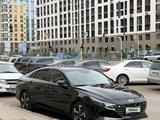 Hyundai Elantra 2023 года за 10 247 000 тг. в Астана