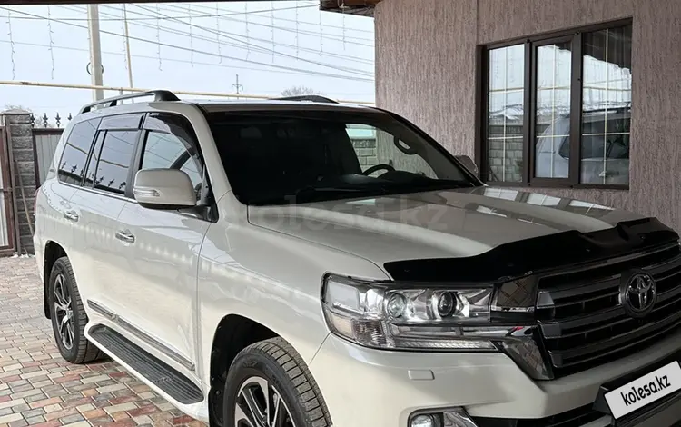 Toyota Land Cruiser 2016 годаfor32 000 000 тг. в Алматы