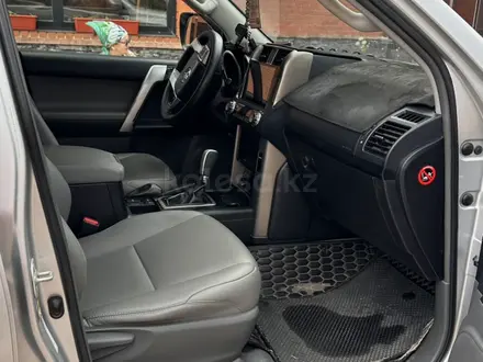 Toyota Land Cruiser Prado 2010 года за 13 700 000 тг. в Астана – фото 13