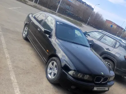 BMW 528 1998 года за 3 200 000 тг. в Астана