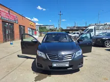 Toyota Camry, 2010