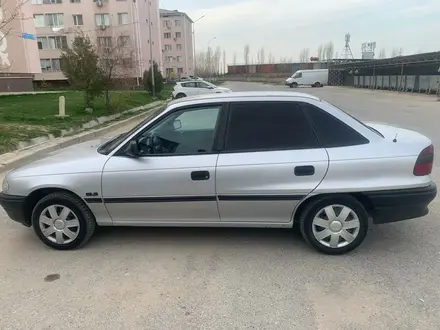 Opel Astra 1993 года за 1 450 000 тг. в Шымкент – фото 4