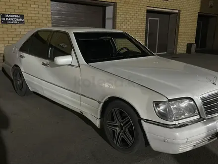 Mercedes-Benz S 320 1996 года за 2 500 000 тг. в Семей – фото 3