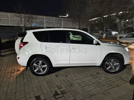 Toyota RAV4 2011 года за 6 800 000 тг. в Актобе – фото 5