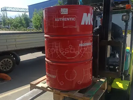 Оригинальные масла для грузовых автомобилей, Motul Франция за 3 000 тг. в Алматы