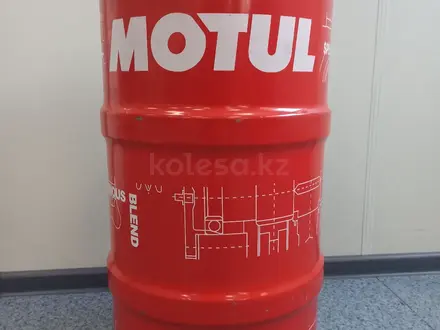 Оригинальные масла для грузовых автомобилей, Motul Франция за 3 000 тг. в Алматы – фото 6