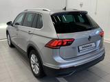 Volkswagen Tiguan 2021 года за 13 390 000 тг. в Костанай – фото 2