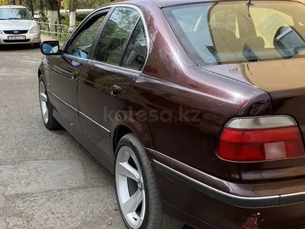 BMW 523 1996 года за 2 800 000 тг. в Экибастуз – фото 3