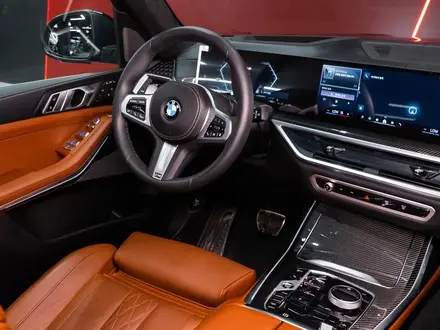 BMW X7 XDrive 40i 2025 года за 67 000 000 тг. в Алматы – фото 16