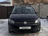 Volkswagen Touran 2018 года за 3 700 000 тг. в Алматы