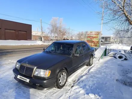 Mercedes-Benz E 230 1991 года за 1 600 000 тг. в Астана – фото 3