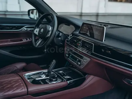 BMW M760 2020 года за 65 000 000 тг. в Астана – фото 19