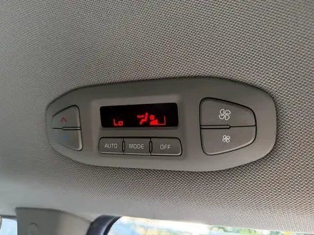 Kia Carnival 2016 года за 10 500 000 тг. в Алматы – фото 14