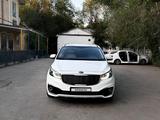 Kia Carnival 2016 года за 10 500 000 тг. в Алматы – фото 5