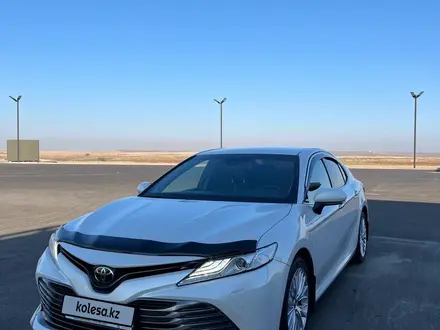 Toyota Camry 2020 года за 14 990 000 тг. в Шымкент