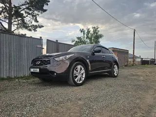 Infiniti FX35