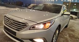 Hyundai Sonata 2016 годаfor7 500 000 тг. в Астана – фото 2