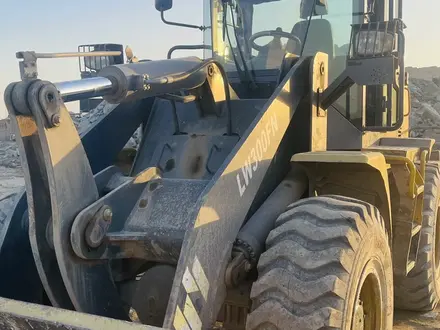 XCMG  LW300 2017 года за 9 500 000 тг. в Астана – фото 2