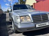 Mercedes-Benz E 280 1993 года за 2 400 000 тг. в Петропавловск – фото 3