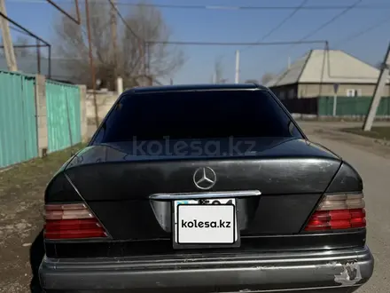 Mercedes-Benz E 280 1993 года за 1 200 000 тг. в Алматы – фото 4