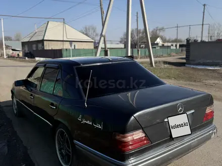 Mercedes-Benz E 280 1993 года за 1 200 000 тг. в Алматы – фото 3