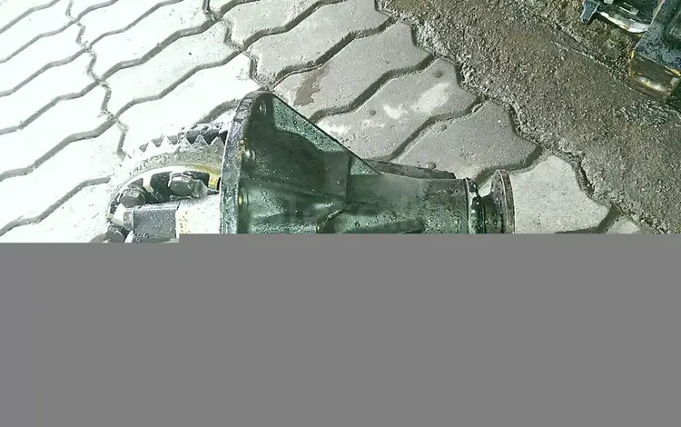 Редуктор дифлочный передний за 1 000 тг. в Алматы