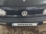 Volkswagen Golf 1994 года за 2 500 000 тг. в Астана