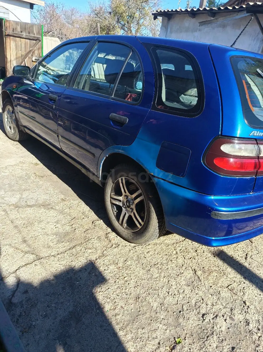 Nissan Almera, 1998