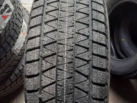 275/70R16 Bridgestone Blizzak DMV3 за 69 000 тг. в Алматы