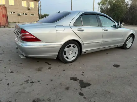 Mercedes-Benz S 430 1999 года за 3 500 000 тг. в Мерке – фото 7