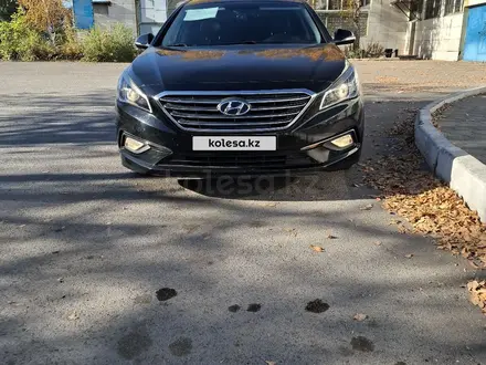 Hyundai Sonata 2015 года за 5 300 000 тг. в Караганда