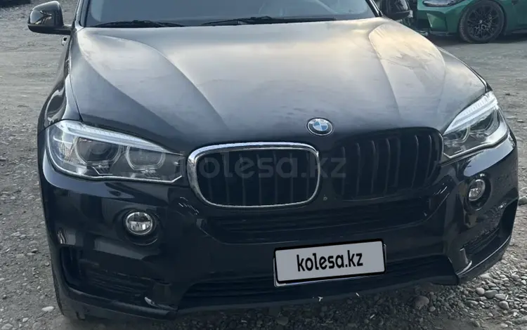 BMW X5 2016 года за 9 000 000 тг. в Астана