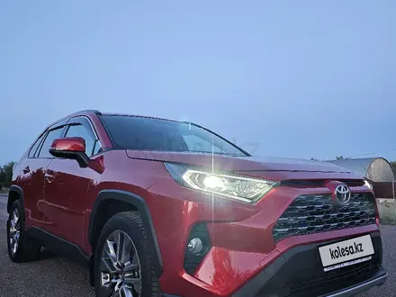 Toyota RAV4 2021 года за 15 400 000 тг. в Уральск – фото 13