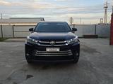 Toyota Highlander 2016 года за 12 000 000 тг. в Атырау