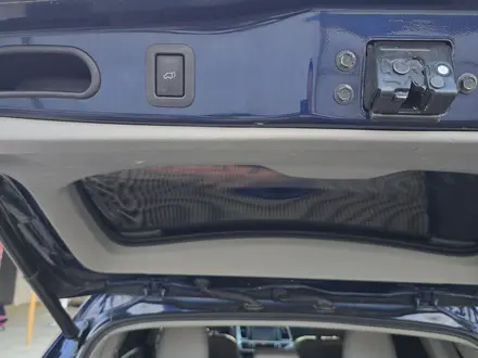 Toyota Highlander 2016 года за 12 000 000 тг. в Атырау – фото 20