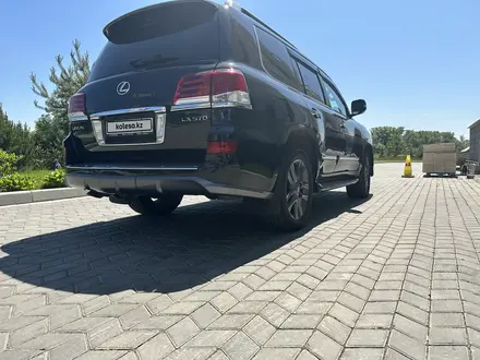 Lexus LX 570 2014 года за 24 500 000 тг. в Усть-Каменогорск – фото 17