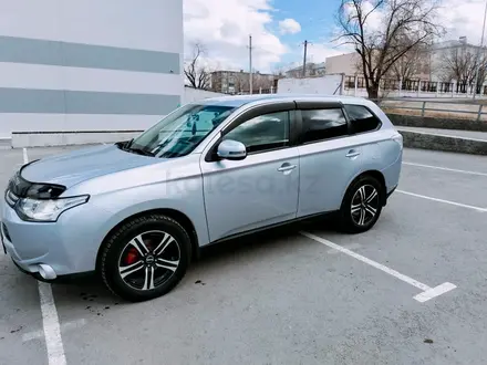 Mitsubishi Outlander 2013 года за 8 200 000 тг. в Караганда – фото 3