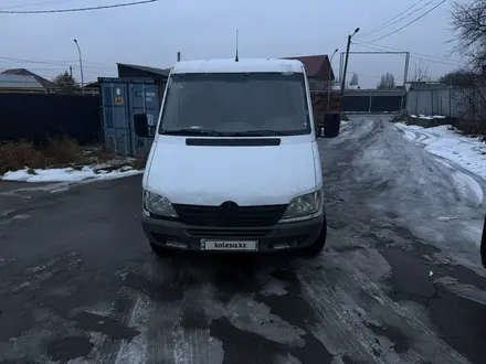 Mercedes-Benz Sprinter 2002 года за 5 500 000 тг. в Алматы – фото 11
