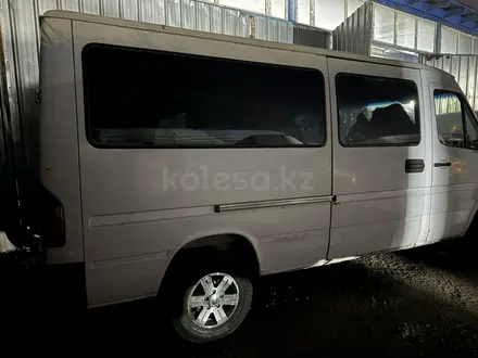 Mercedes-Benz Sprinter 2002 года за 5 500 000 тг. в Алматы – фото 16