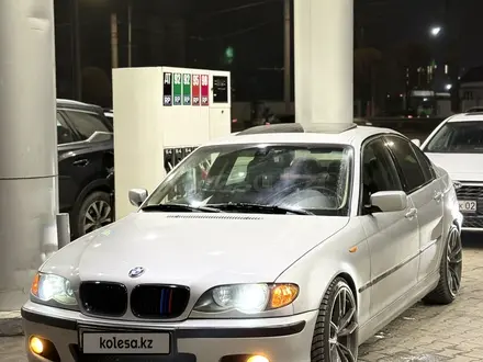BMW 330 2004 года за 5 500 000 тг. в Алматы – фото 15