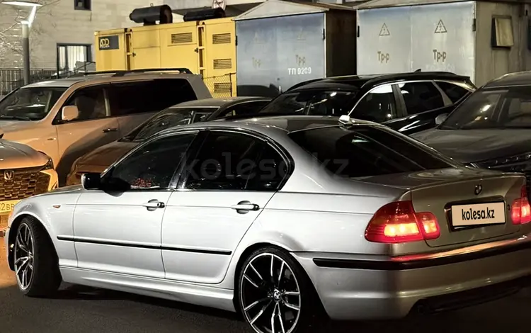 BMW 330 2004 года за 5 500 000 тг. в Алматы